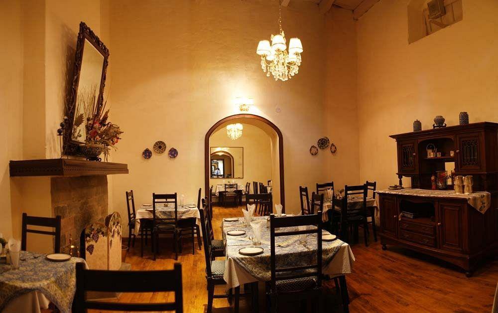West View Hotel Раникет Екстериор снимка