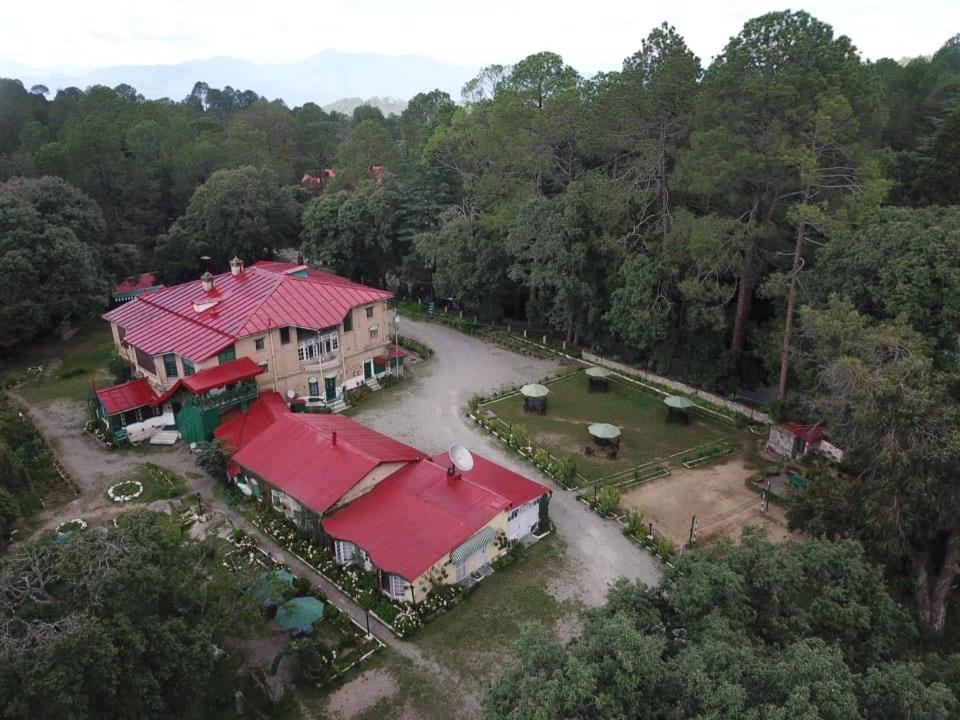 West View Hotel Раникет Екстериор снимка