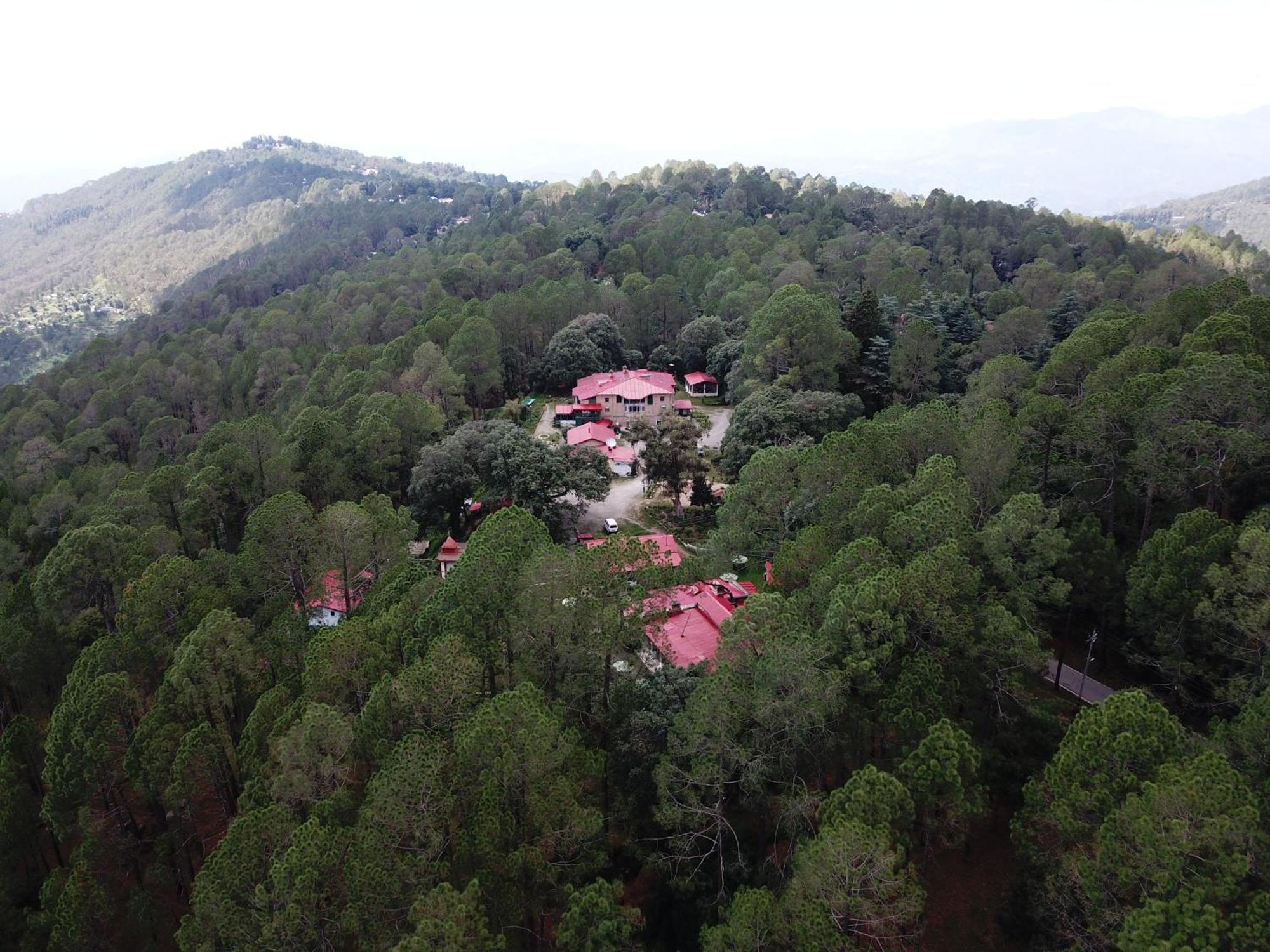West View Hotel Раникет Екстериор снимка